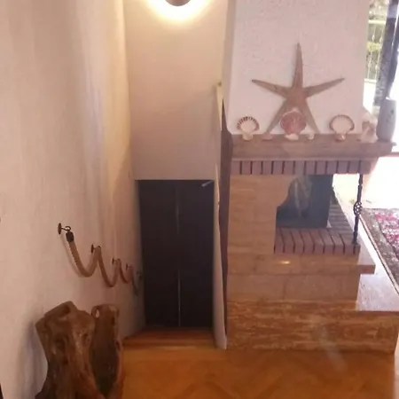 Apartament Fefe With Sea View