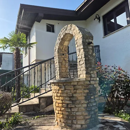 Fefe With Sea View Apartament *