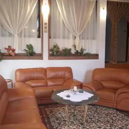 Fefe With Sea View Apartament *